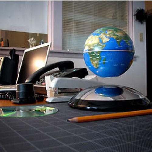 Antigravity globe